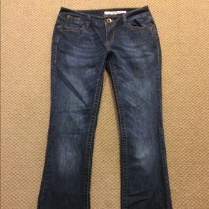 DKNY Embellished Jeans Size 6 Ludlow Jean